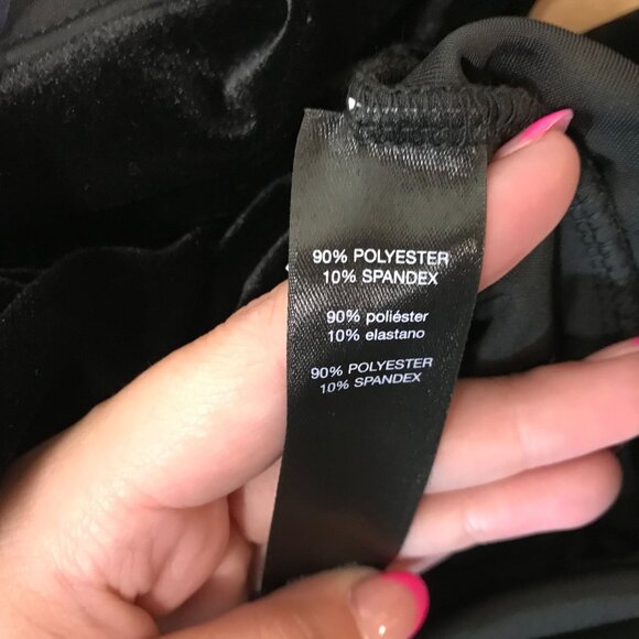 TRAVELERS BY CHICO'S - WOMEN'S 2 - BLACK VELVET VELOUR OFF SHOULDER DRESS - Picture 7 of 7